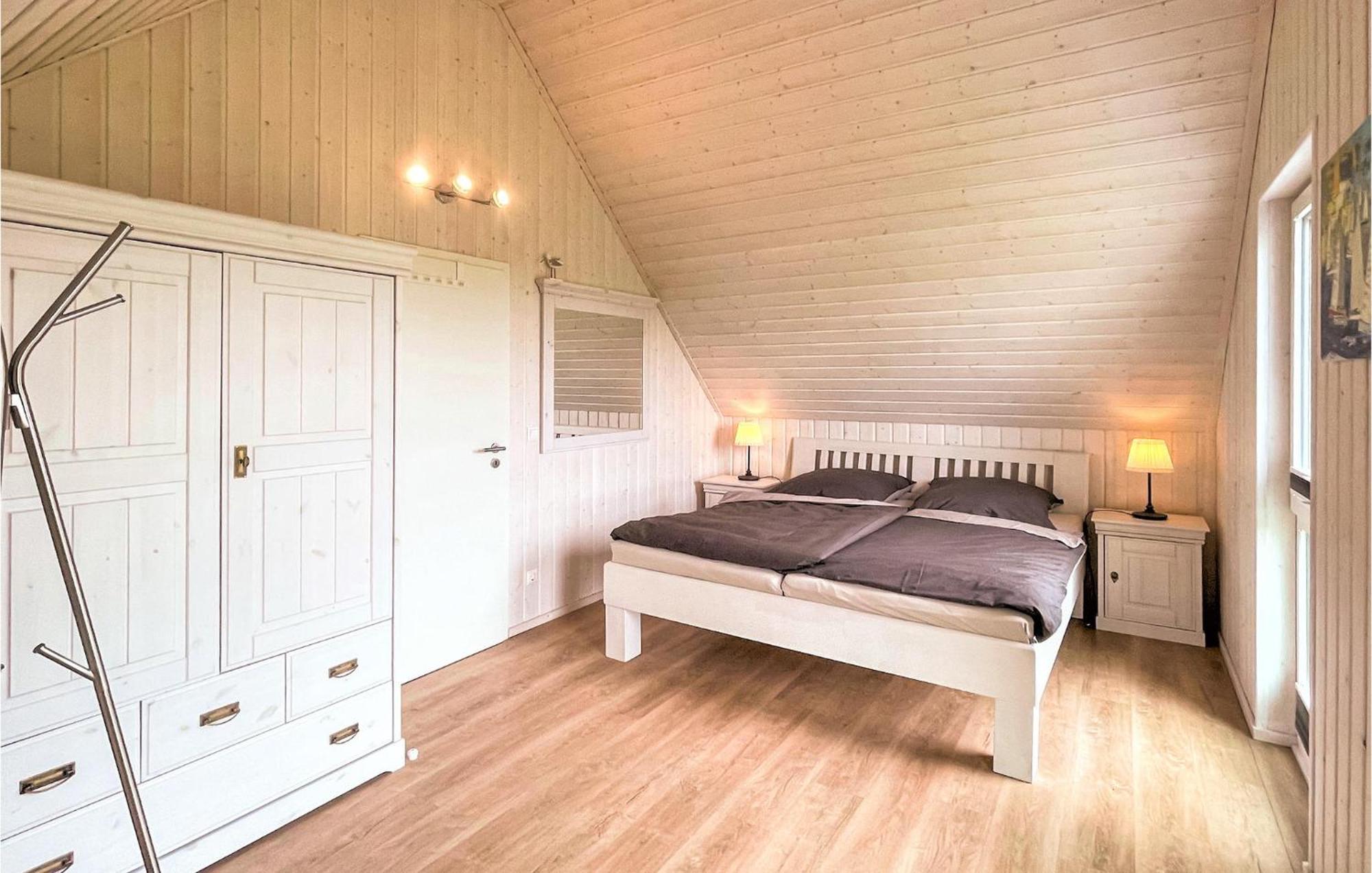 Stunning Home In Ostseeresort Olpenitz With Sauna Bagian luar foto
