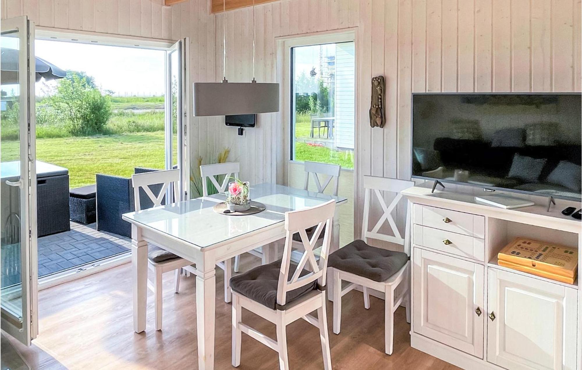 Stunning Home In Ostseeresort Olpenitz With Sauna Bagian luar foto